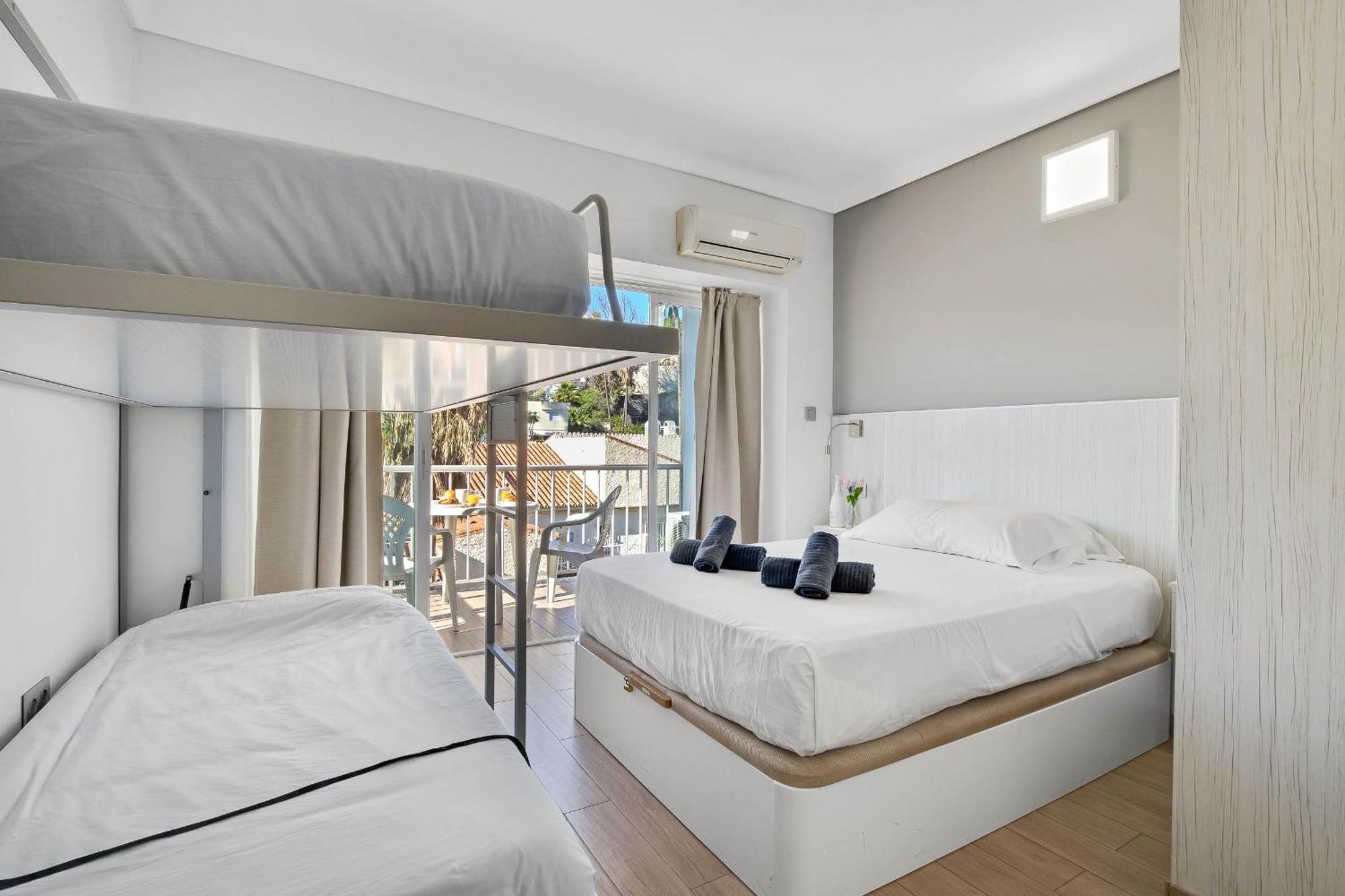 Carihuela Palace 417 By Ivi Real Estate Torremolinos Exterior photo