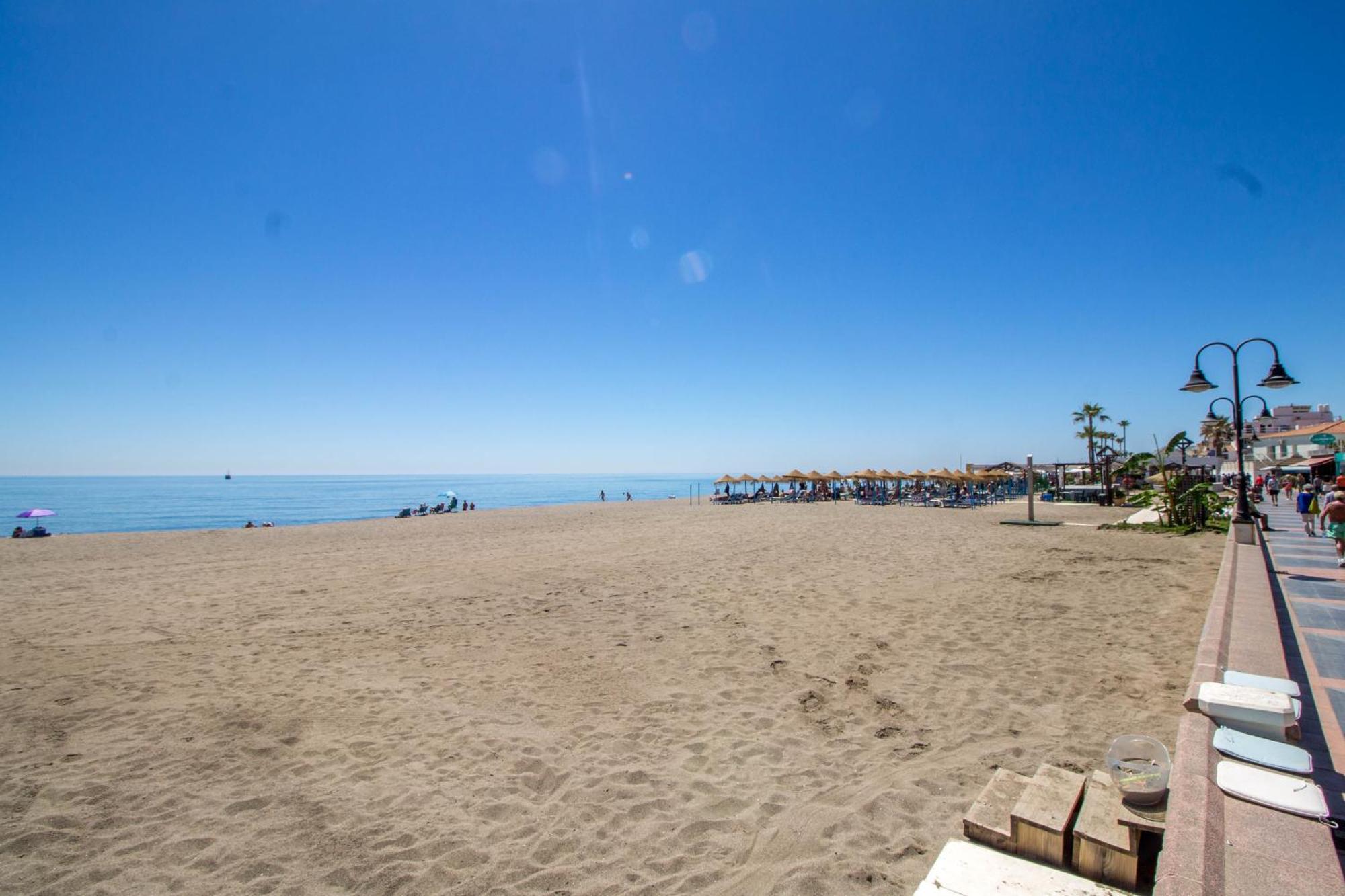 Carihuela Palace 417 By Ivi Real Estate Torremolinos Exterior photo